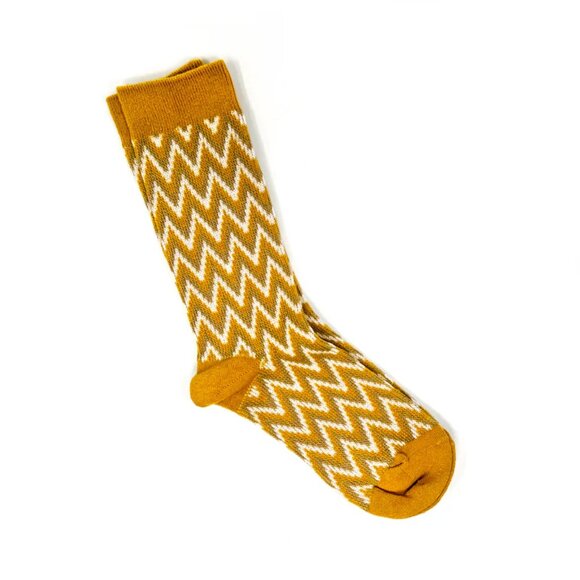 NWT Charley Yellow Chevron Crew Socks - Picture 1 of 5